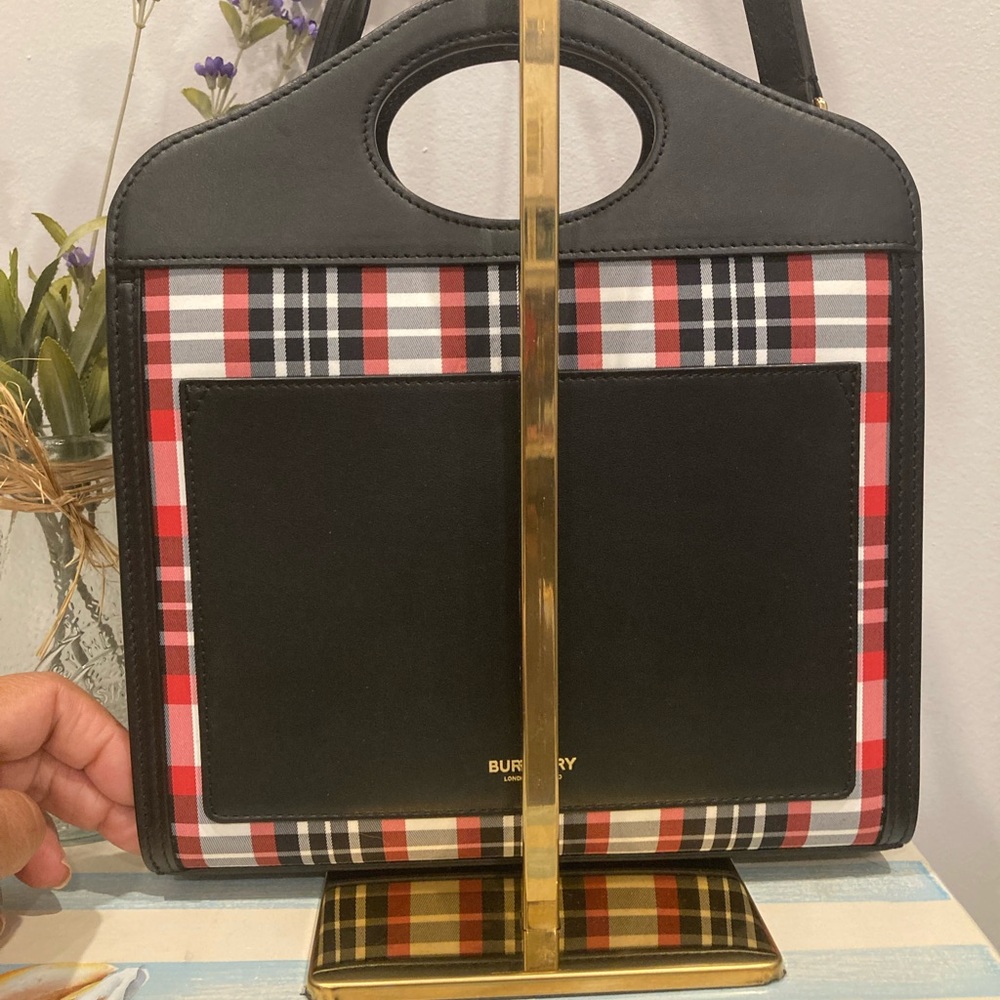 Burberry Black/Red Tartan Plaid Leather Handbag/Crossbody - Picture 4 of 10